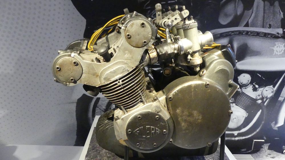 004 Gilera 500 GP Motor 1957