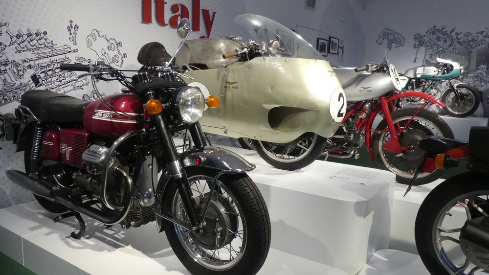 008 Moto Guzzi V7 850 GT V8 1956